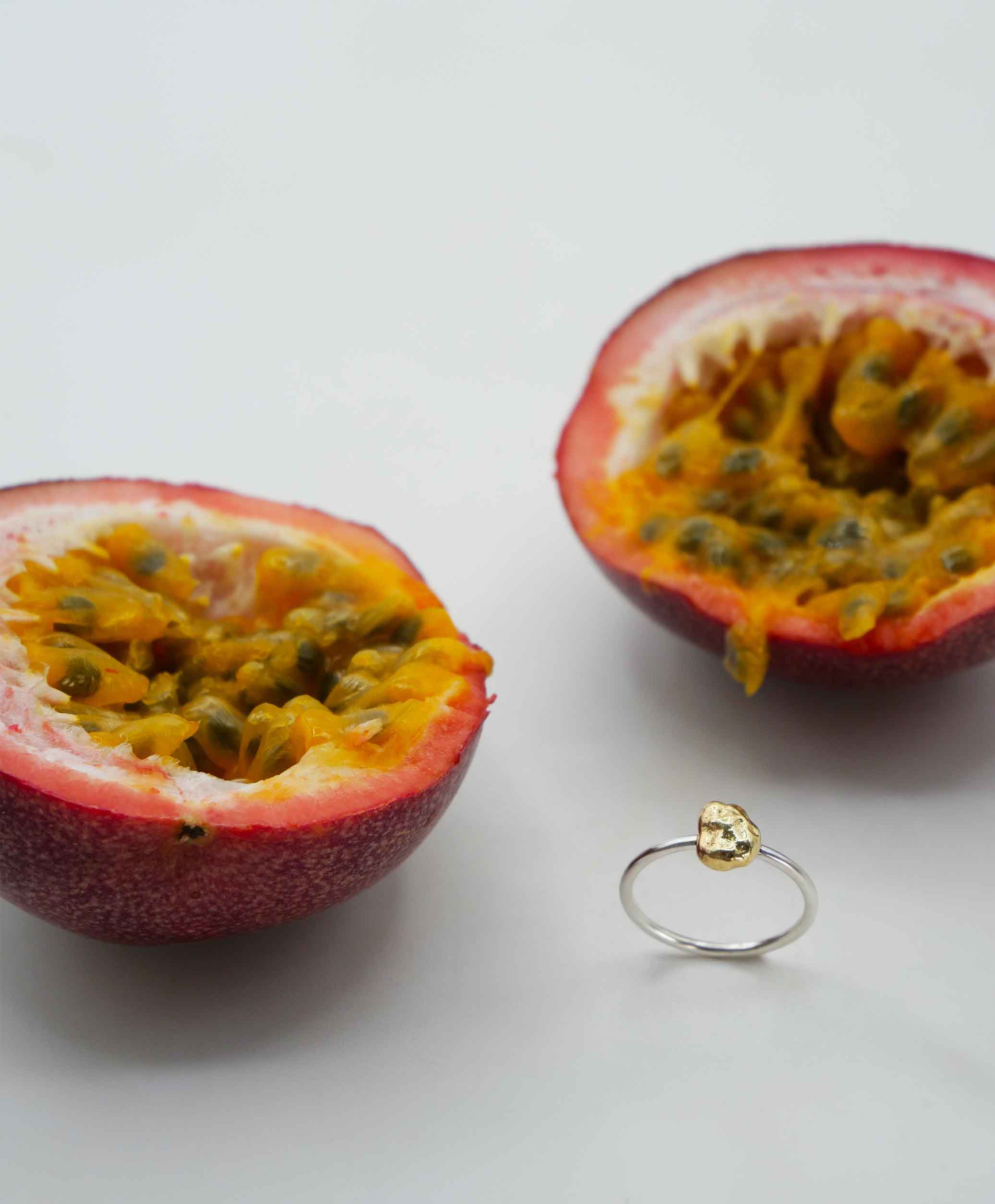 Bague pépite d'or créer à partir d'une alliance